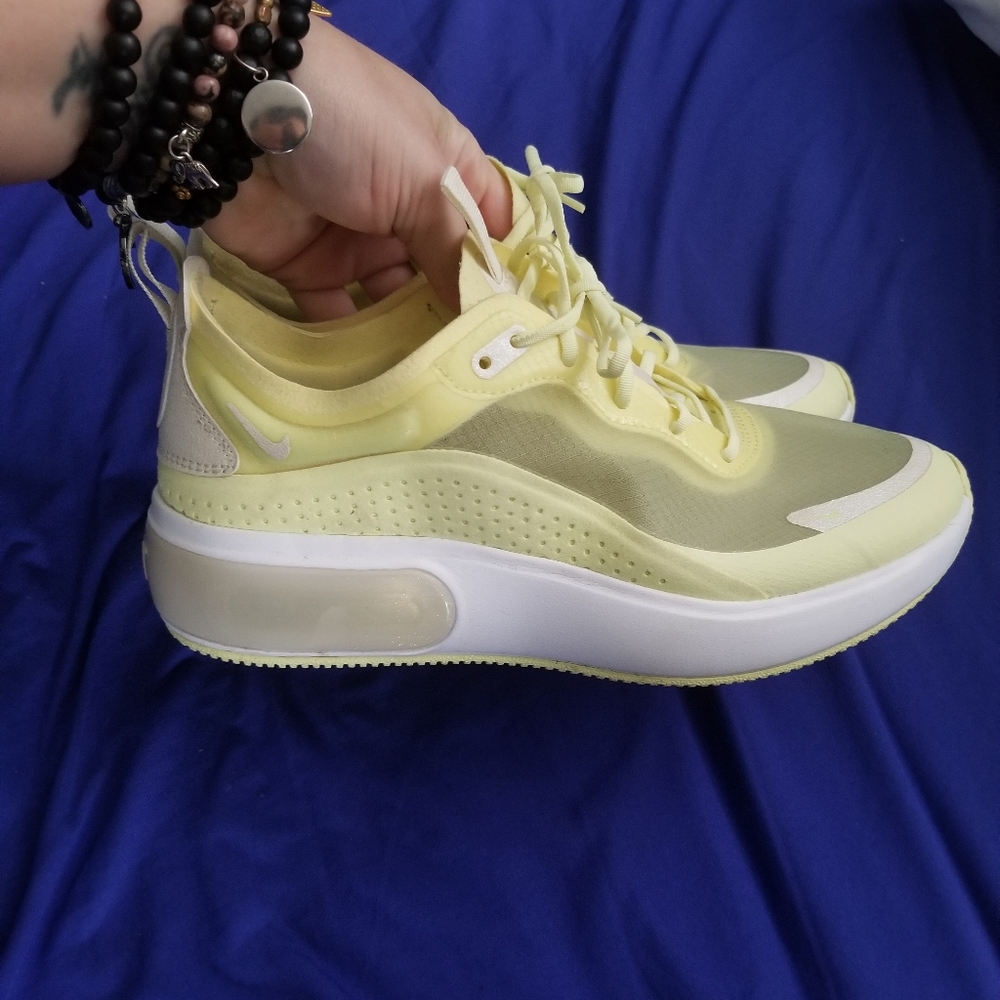 Nike air max